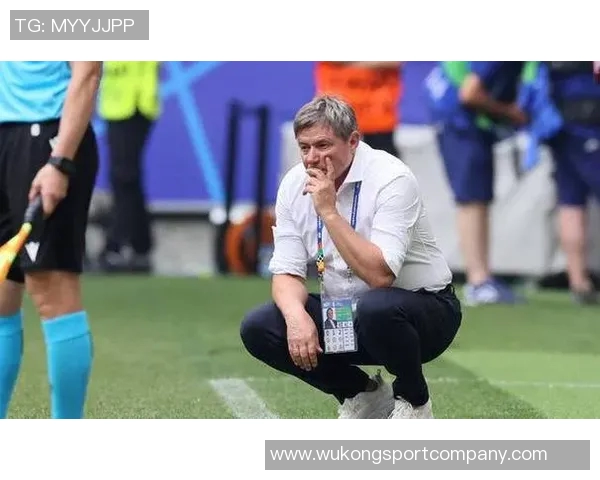 塞尔维亚主帅斯托伊科维奇辞职因球队0-1不敌阿尔巴尼亚引发关注