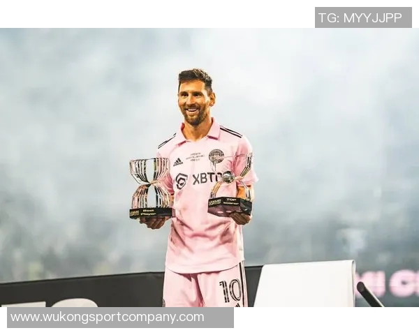 德保罗社媒关注雷吉隆罗马诺透露其将加盟迈阿密国际