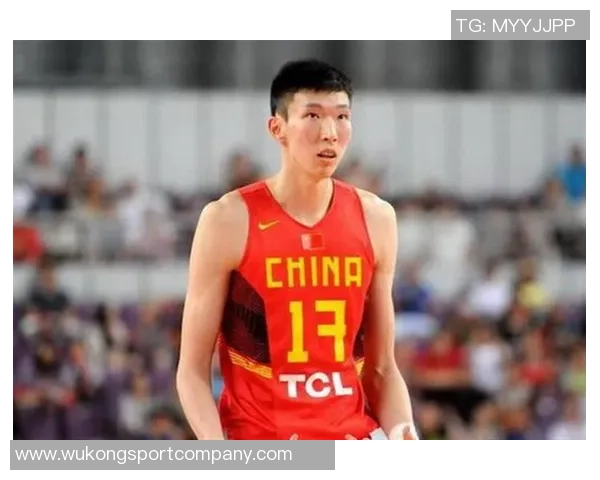 周琦半场表现惊艳7分钟内高效拿下9分2板1断展现实力